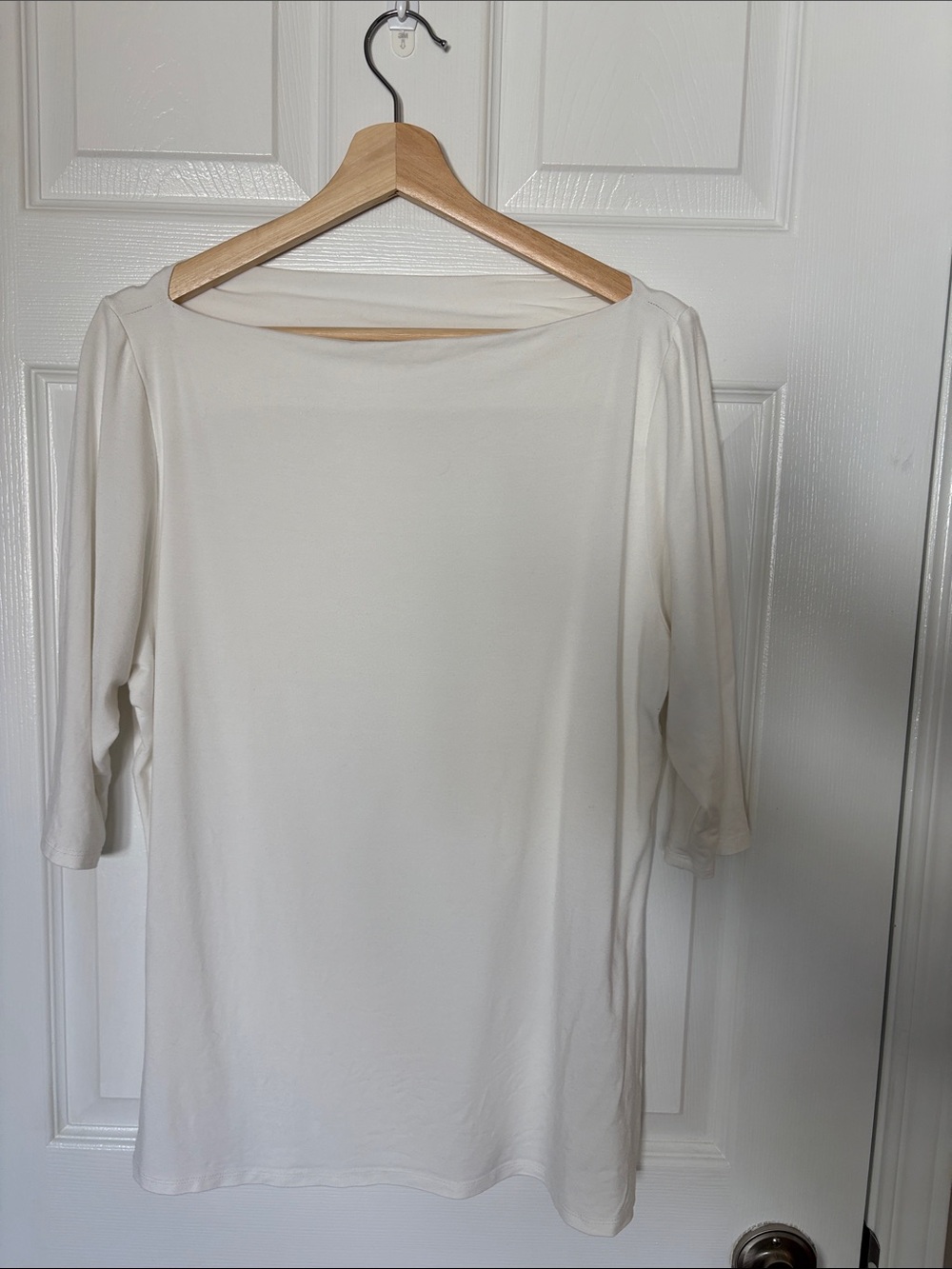 Encircled 3/4 sleeve Classic Boatneck Women’s Top Large